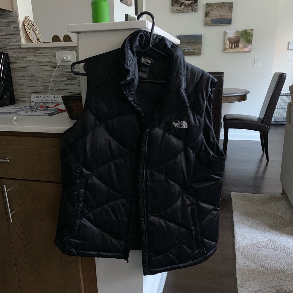 Women’s North Face Puffy Vest